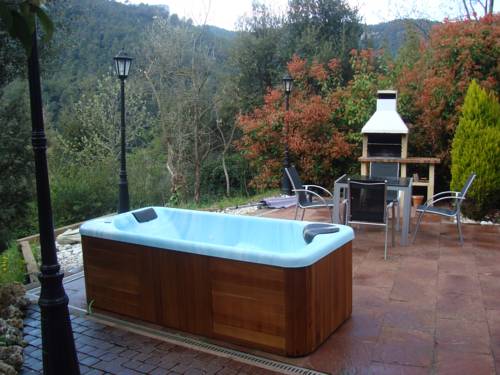 Imagen de los exteriores del Villa Les Casetes Del Congost Village. Foto 4