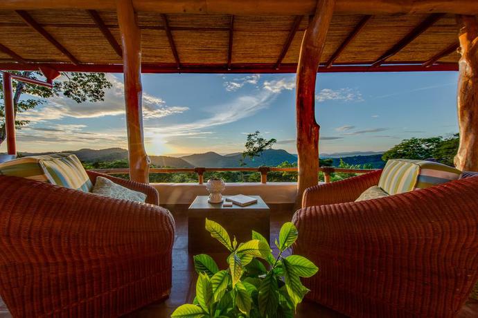 Imagen de los exteriores del Villa Loma del Socorro. Foto 10