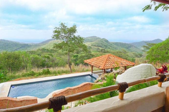 Imagen de la piscina del Villa Loma del Socorro. Foto 17