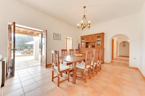 Imagen general del Villa Los Naranjos, Cala Llonga. Foto 2