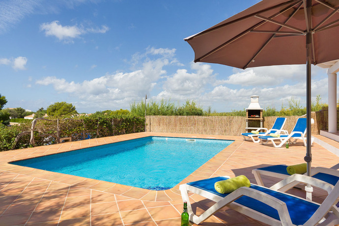 Imagen de la piscina del Villa Menorca Sur. Foto 11