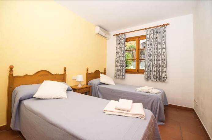 Imagen de la habitación del Villa Playas de Fornells. Foto 3