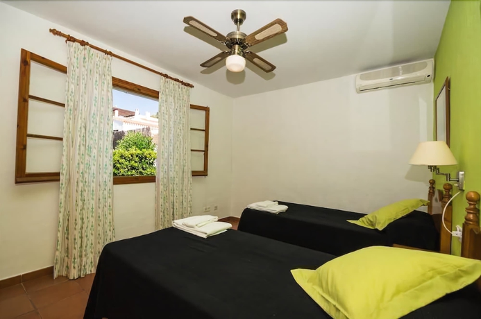 Imagen de la habitación del Villa Playas de Fornells. Foto 6