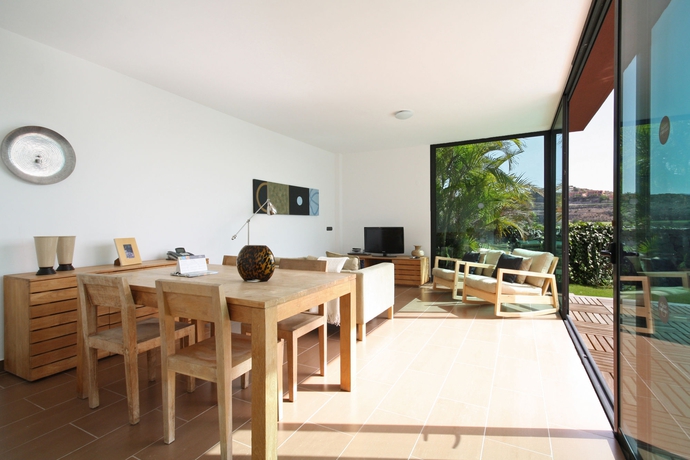 Imagen de los interiores del Villa Salobre. Foto 13