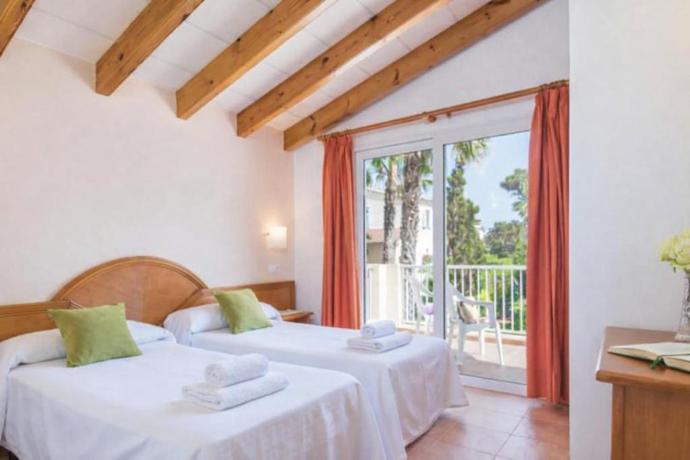 Imagen de la habitación del Villa Serena, Cala Blanca. Foto 3
