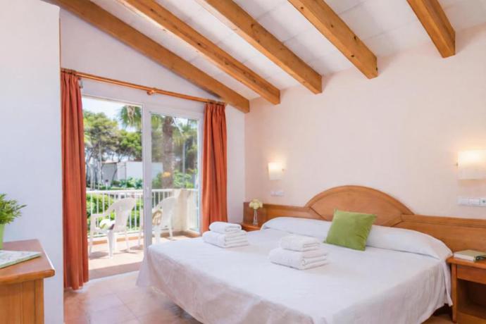 Imagen de la habitación del Villa Serena, Cala Blanca. Foto 4