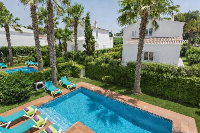 Imagen de la piscina del Villa Serena, Cala Blanca. Foto 11