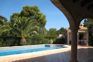 Imagen de la piscina del Villa Somontes Denia. Foto 13