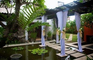 Imagen de los exteriores del Villa Suarti Resort s and Gallery. Foto 5