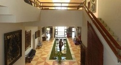 Imagen de los interiores del Villa Suarti Resort s and Gallery. Foto 12