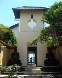 Imagen de los exteriores del Villa Suarti Resort s and Gallery. Foto 7