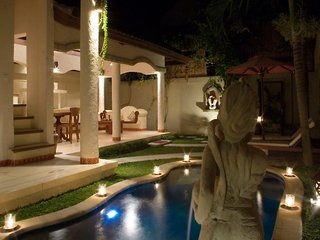 Imagen de la piscina del Villa The Kozy Villas. Foto 7