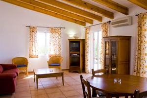 Imagen de la habitación del Villa Torre Solí Garden. Foto 2