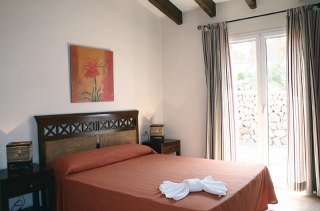 Imagen de la habitación del Villa Torre Solí Garden. Foto 5