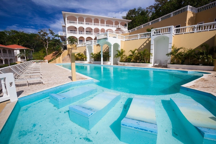 Imagen de la piscina del Villa Tranquila. Foto 18