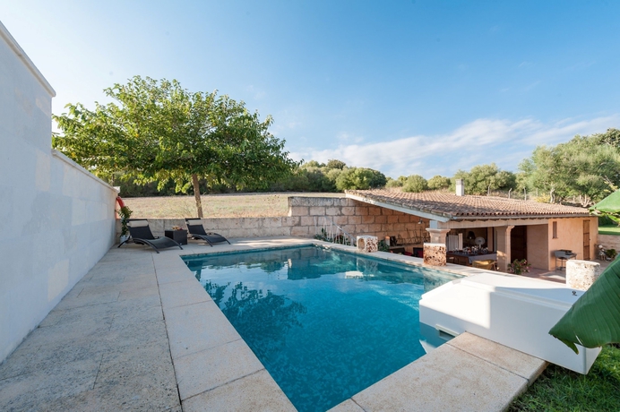 Imagen de la piscina del Villa VILLA ALCUDIOLA. Foto 18