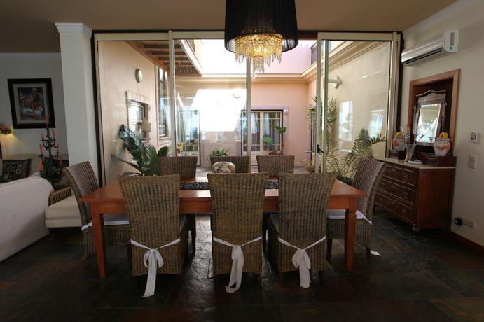 Imagen de los interiores del Villa Vila de Santa Eulalia. Foto 6