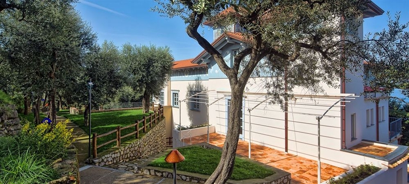 Imagen de los exteriores del Villa Villa Sabrina Relais. Foto 9