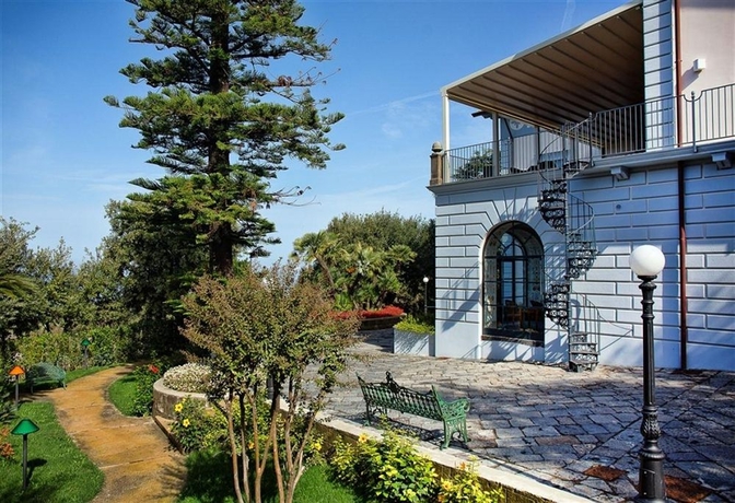 Imagen de los exteriores del Villa Villa Sabrina Relais. Foto 11