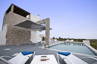 Imagen de la piscina del Villa Xenos Villa. Foto 24
