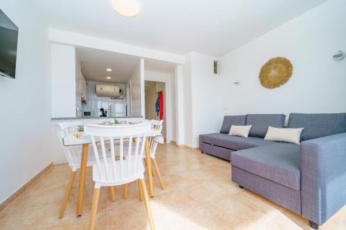 Imagen de la habitación del Viviendas Turísticas Vacacionales AR Apartaments Camps. Foto 5