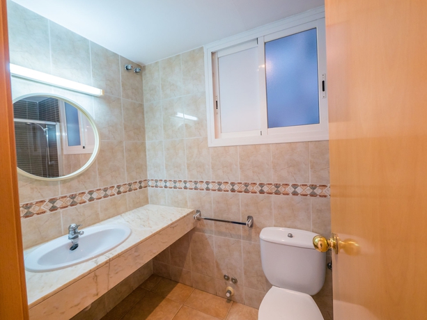 Imagen de la habitación del Viviendas Turísticas Vacacionales AR Europa Sun Apartamentos. Foto 5