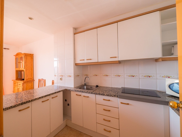 Imagen de la habitación del Viviendas Turísticas Vacacionales AR Europa Sun Apartamentos. Foto 8