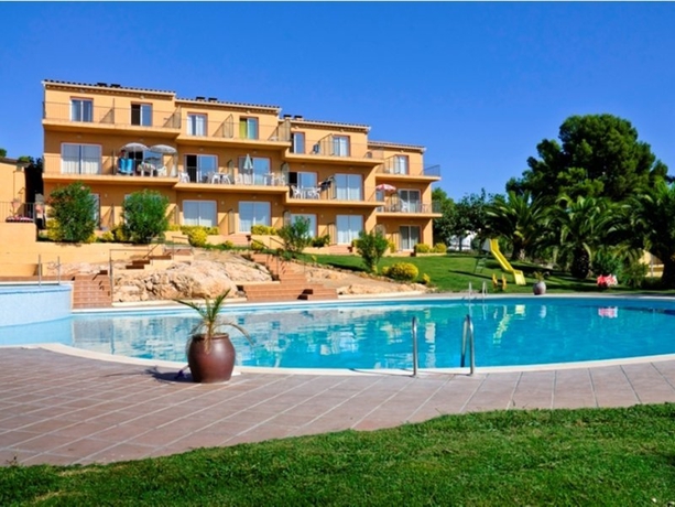 Imagen general del Viviendas Turísticas Vacacionales Apartamentos Club Torrevella. Foto 3