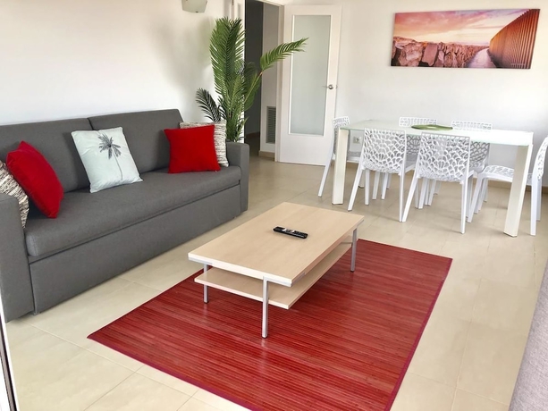 Imagen de la habitación del Viviendas Turísticas Vacacionales Apartamentos Saloumed. Foto 11