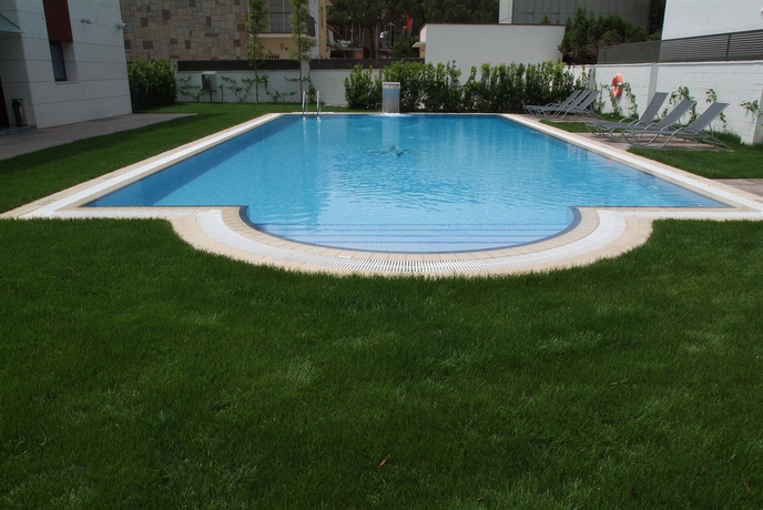 Imagen de la piscina del Viviendas Turísticas Vacacionales Apartamentos Turísticos Royal Marina Gardens. Foto 13