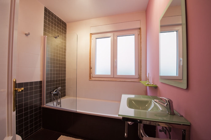 Imagen de la habitación del Viviendas Turísticas Vacacionales Apartamentos Vida Corcubión. Foto 5