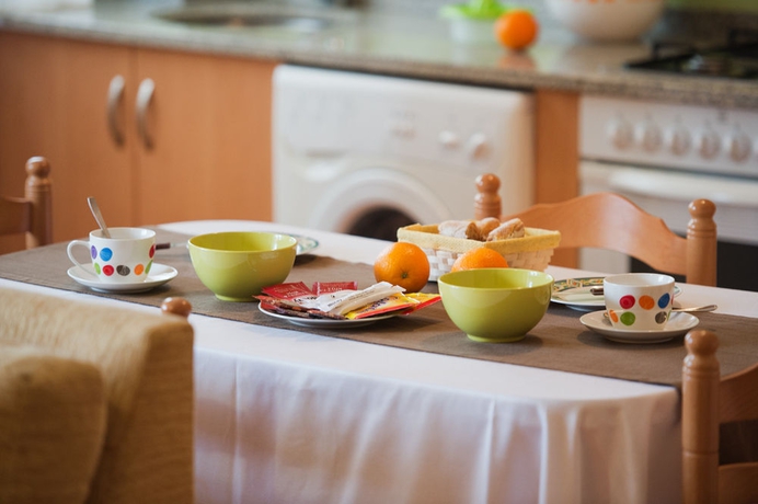 Imagen del bar/restaurante del Viviendas Turísticas Vacacionales Apartamentos Vida Corcubión. Foto 3