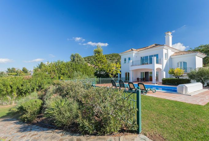 Imagen de los interiores del Viviendas Turísticas Vacacionales Arcos Gardens Sol Rent Golf. Foto 13