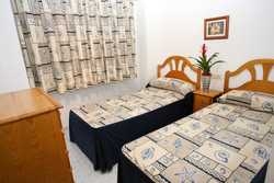 Imagen de la habitación del Viviendas Turísticas Vacacionales BAHIA PARK, Puerto Mazarr&oacute;n. Foto 4