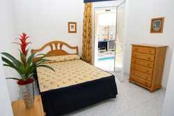Imagen de la habitación del Viviendas Turísticas Vacacionales BAHIA PARK, Puerto Mazarr&oacute;n. Foto 5