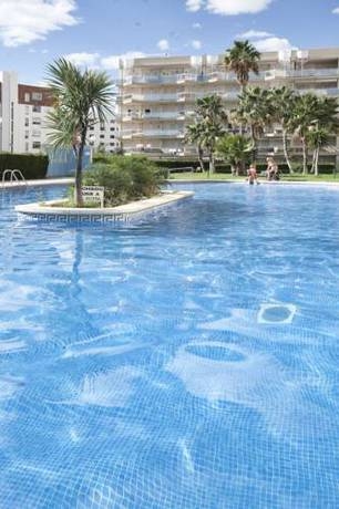 Imagen de la piscina del Viviendas Turísticas Vacacionales Bellavista, Miami Playa. Foto 31