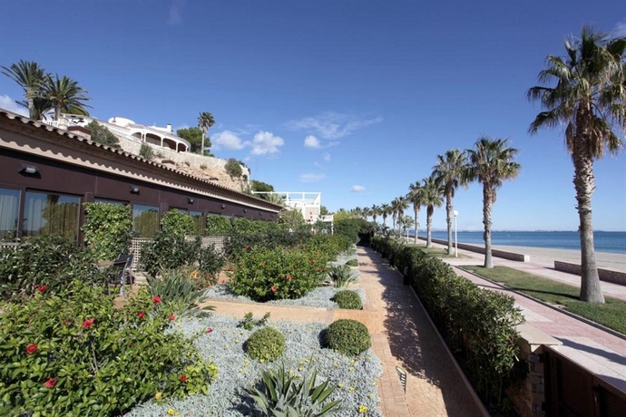 Imagen de los exteriores del Viviendas Turísticas Vacacionales Cala Cristal By Pierre and Vacances Premium. Foto 10