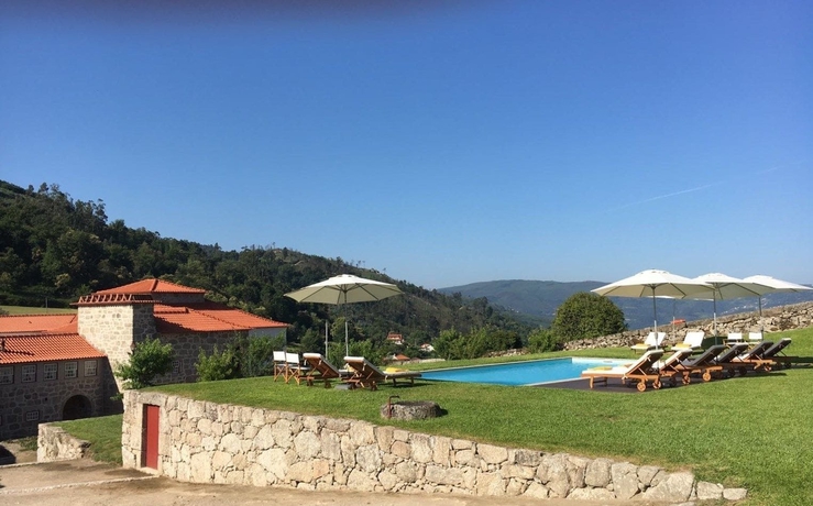 Imagen de la piscina del Viviendas Turísticas Vacacionales Casa Da Portela De Sampriz. Foto 17