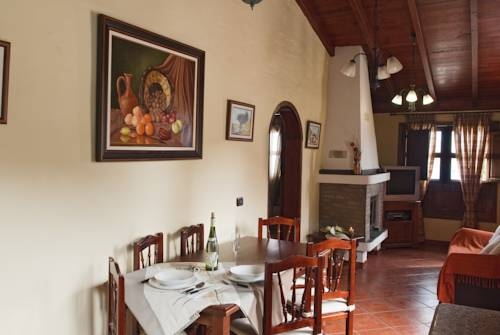 Imagen general del Viviendas Turísticas Vacacionales Casa Rural La Furnia. Foto 3