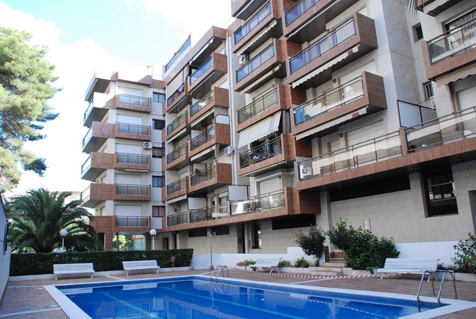 Imagen de la piscina del Viviendas Turísticas Vacacionales Casalmar. Foto 9