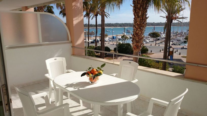 Imagen de la habitación del Viviendas Turísticas Vacacionales Edificio Puerto. Foto 3