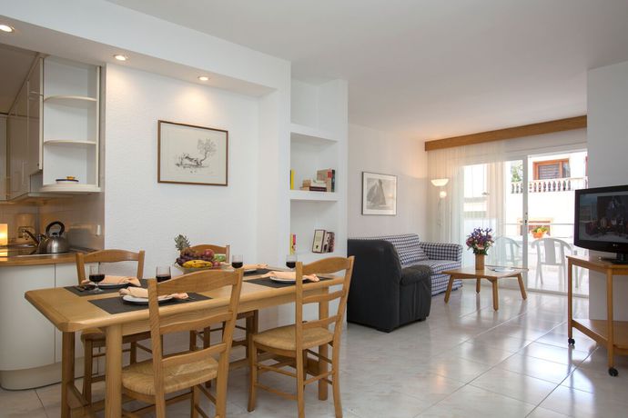 Imagen de la habitación del Viviendas Turísticas Vacacionales Edificio Puerto. Foto 7