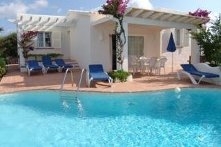 Imagen de la piscina del Viviendas Turísticas Vacacionales Etnias. Foto 5