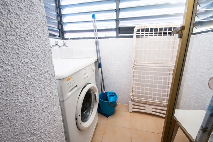 Imagen de los interiores del Viviendas Turísticas Vacacionales Gocosta Apartment Pins I Mar. Foto 19