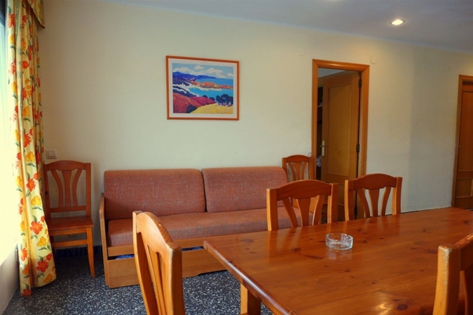 Imagen general del Viviendas Turísticas Vacacionales Goya, Salou. Foto 6