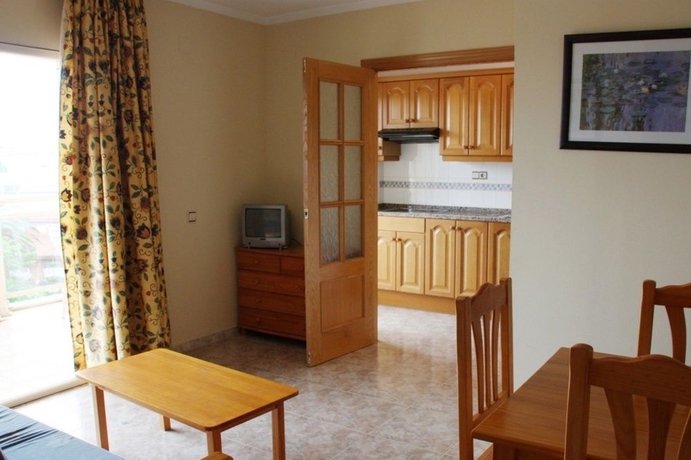Imagen de los interiores del Viviendas Turísticas Vacacionales Imperial Salou Apartments. Foto 9