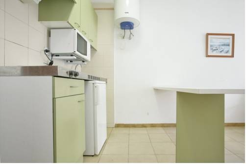 Imagen general del Viviendas Turísticas Vacacionales Inmobooking Pins Ii, Climatizado, 120m De La Playa. Foto 4