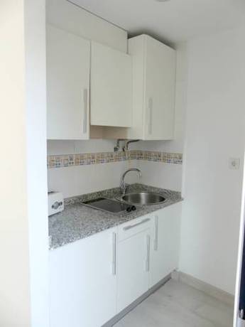 Imagen de la habitación del Viviendas Turísticas Vacacionales La Costera, Benidorm - Playa Poniente. Foto 3