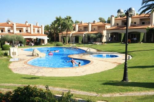 Imagen general del Viviendas Turísticas Vacacionales Las Brisas Village. Foto 5