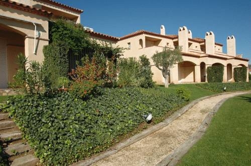 Imagen general del Viviendas Turísticas Vacacionales Las Brisas Village. Foto 12